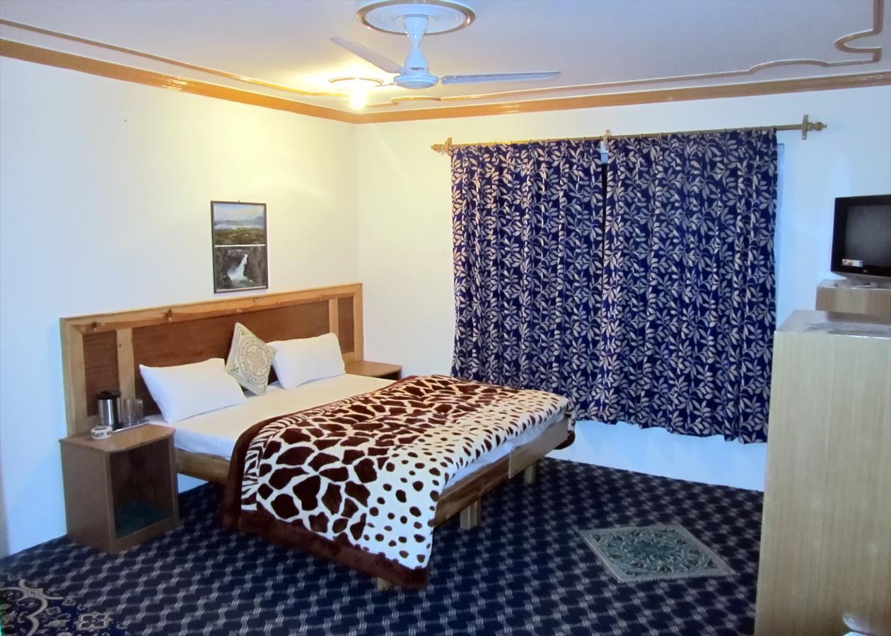 Royal Star Inn Srīnagar Buitenkant foto