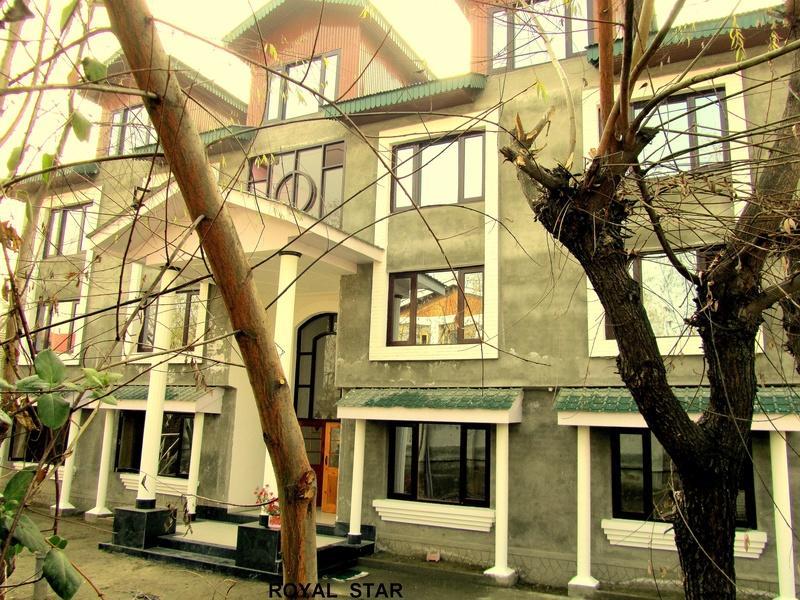 Royal Star Inn Srīnagar Buitenkant foto